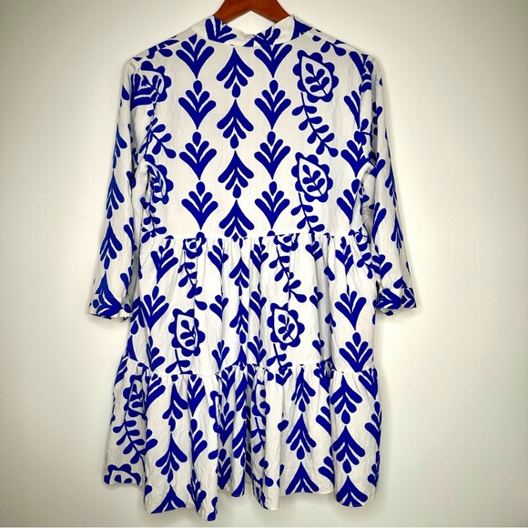 Zara Floral Blue and White V-Neck Mini Dress Size Small - Picture 9 of 11